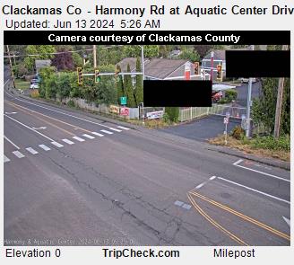 Traffic Cam Clackamas Co - Harmony Rd at Aquatic Center Driveway
